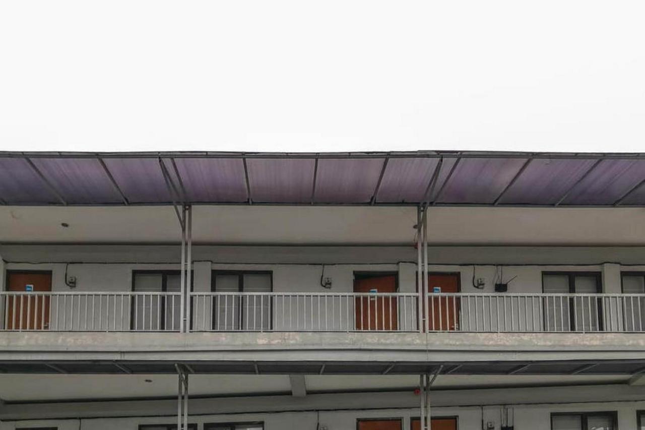 Laponca Residence Pondok Cabe Syariah Redpartner Duku Exterior foto
